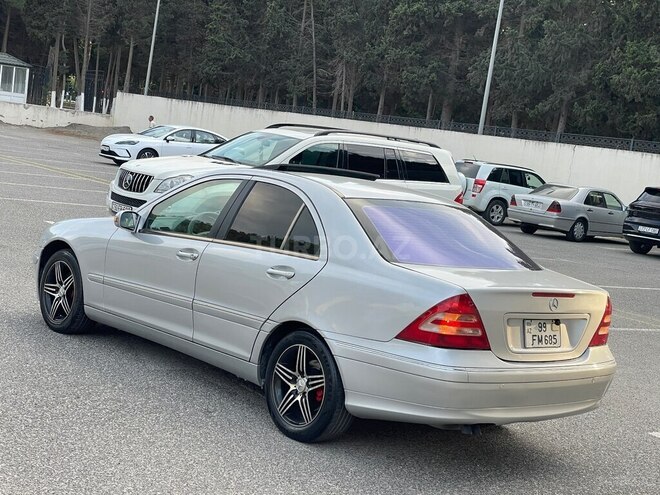 Mercedes C 240 2002, 345,870 km - 2.6 l - Sumqayıt