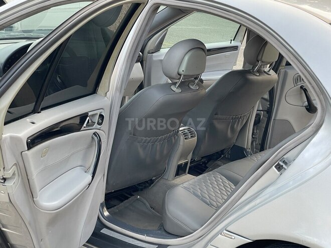 Mercedes C 240 2002, 345,870 km - 2.6 l - Sumqayıt
