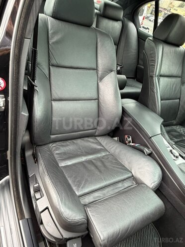 BMW 525 2004, 220,000 km - 3.0 л - Bakı