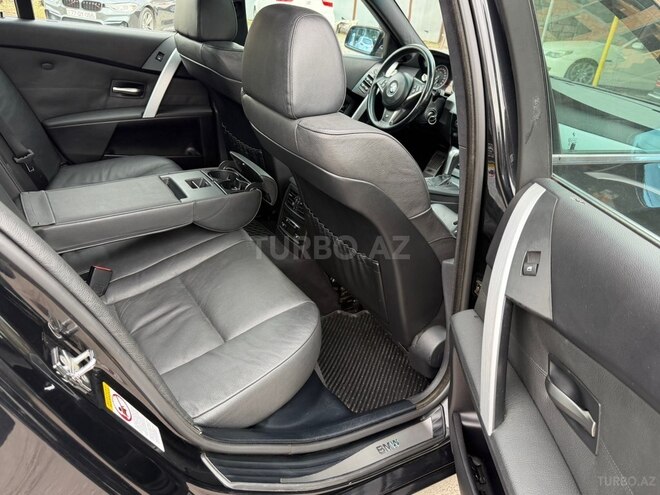 BMW 525 2004, 220,000 km - 3.0 л - Bakı
