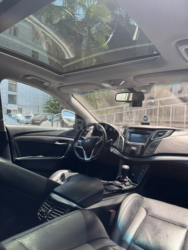 Hyundai i40 2014, 305,000 km - 1.7 l - Lənkəran