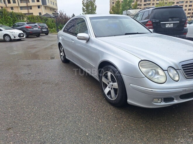 Mercedes E 270 2002, 378,541 km - 2.7 l - Bakı