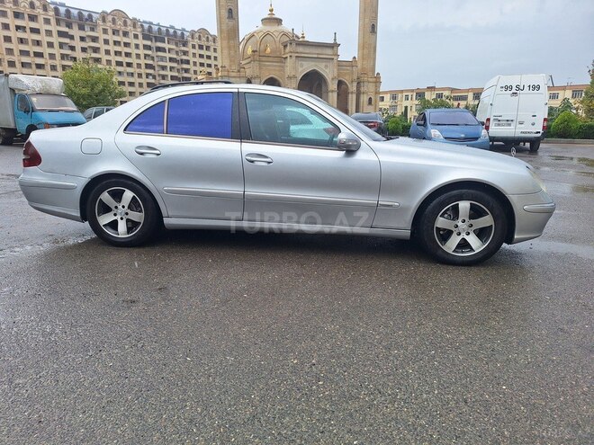 Mercedes E 270 2002, 378,541 km - 2.7 l - Bakı