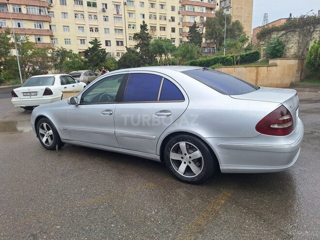 Mercedes E 270 2002, 378,541 km - 2.7 l - Bakı