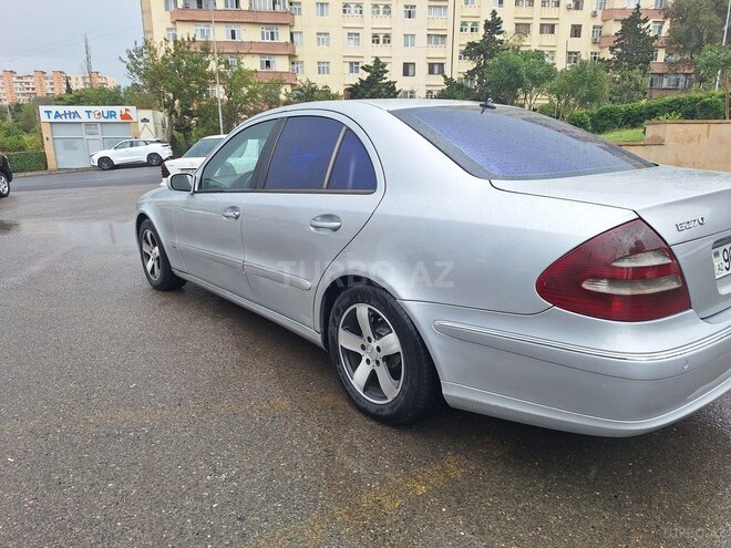 Mercedes E 270 2002, 378,541 km - 2.7 l - Bakı