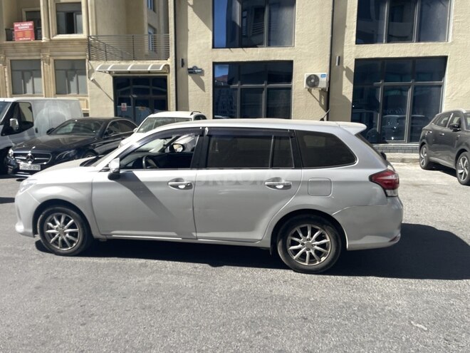 Toyota Corolla Fielder 2018, 260,000 km - 1.5 l - Bakı