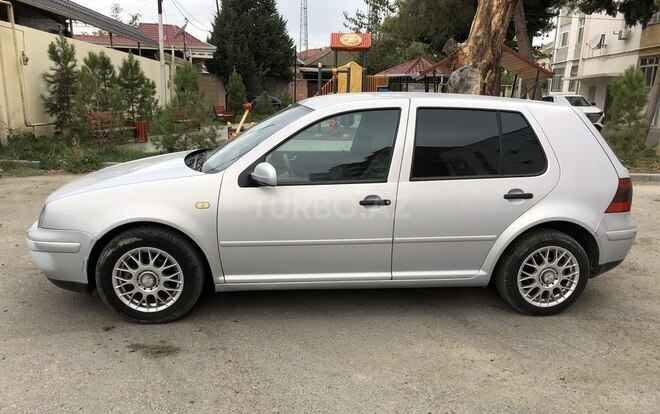 Volkswagen Golf 1999, 440,000 km - 1.6 l - Şirvan