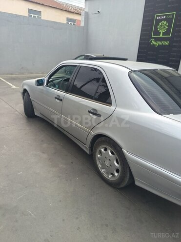 Mercedes C 220 1994, 234,343 km - 2.2 l - Biləsuvar