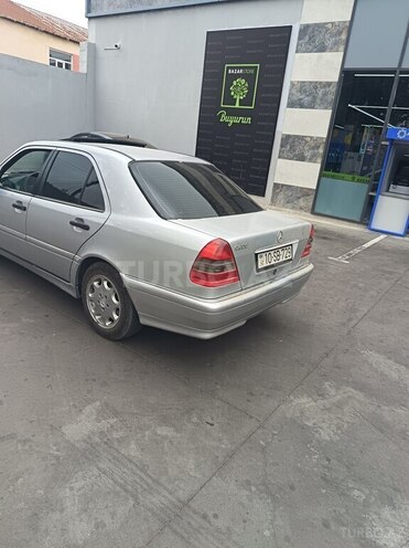 Mercedes C 220 1994, 234,343 km - 2.2 l - Biləsuvar