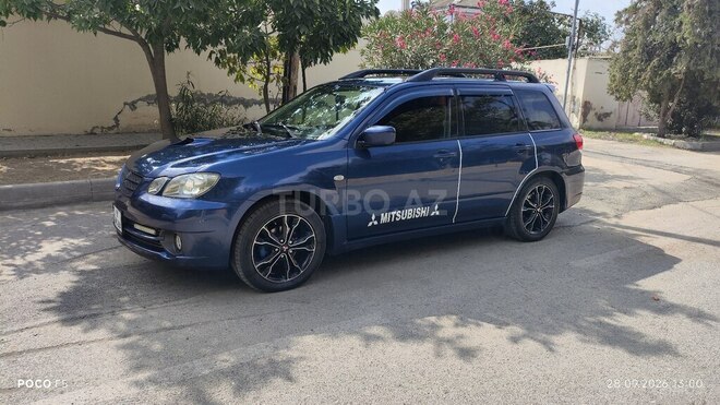 Mitsubishi Airtrek 2003, 286,321 km - 2.0 л - Yevlax