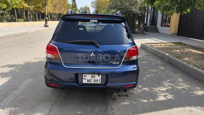 Mitsubishi Airtrek 2003, 286,321 km - 2.0 л - Yevlax
