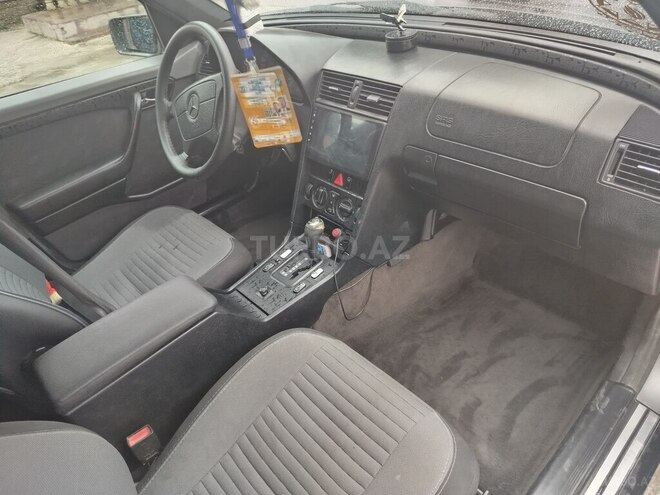 Mercedes C 180 1995, 235,142 km - 1.8 л - Bakı