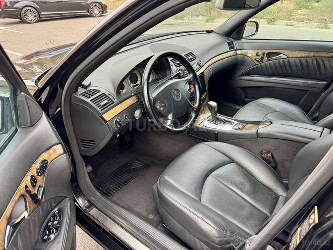 Mercedes E 350 2006, 237,456 km - 3.5 l - Bakı