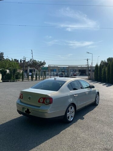 Volkswagen Passat 2009, 275,000 km - 2.0 l - Bakı