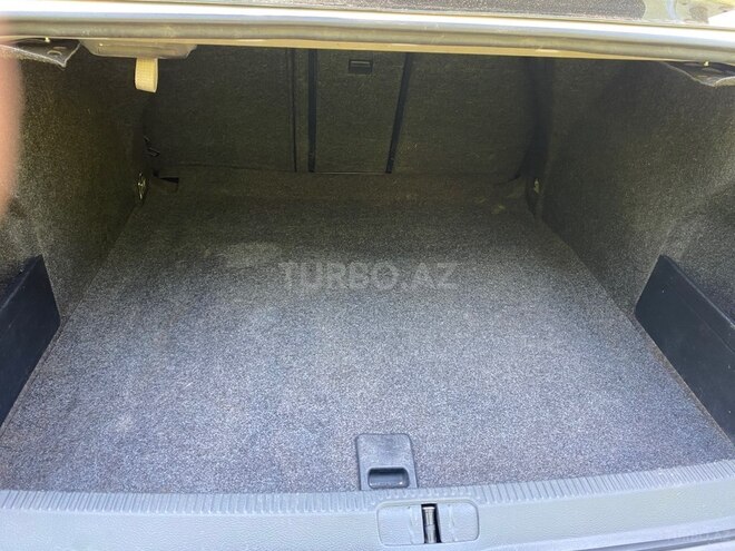 Volkswagen Passat 2009, 275,000 km - 2.0 l - Bakı