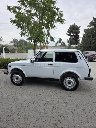 LADA (VAZ) Niva 2013, 160,000 km - 1.7 л - Xudat