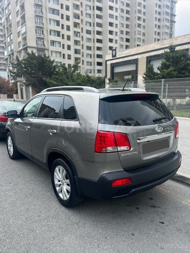 Kia Sorento 2011, 141,000 km - 2.0 l - Bakı