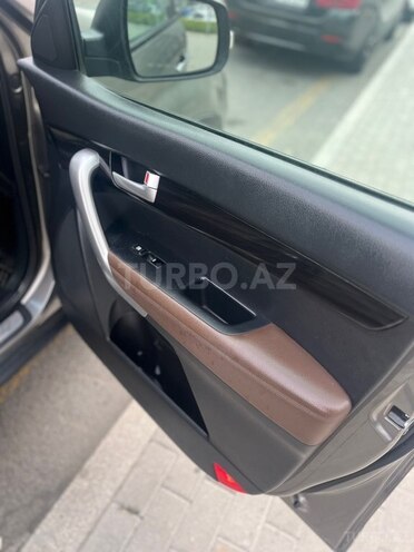 Kia Sorento 2011, 141,000 km - 2.0 l - Bakı