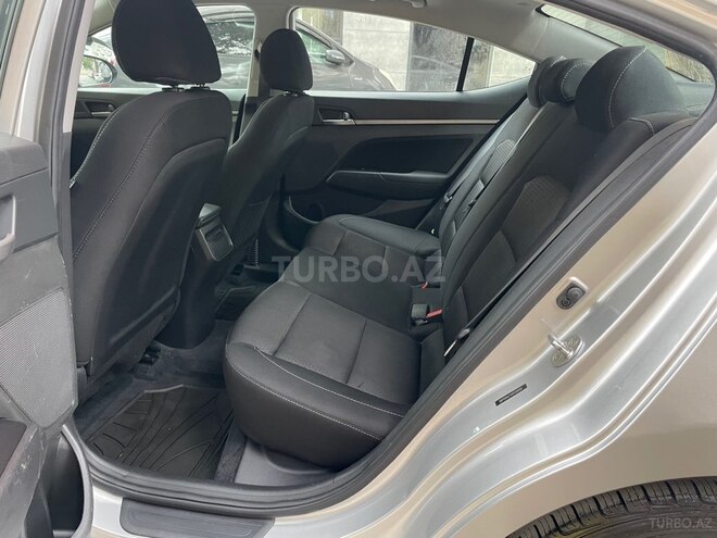 Hyundai Elantra 2016, 124,000 km - 2.0 l - Bakı
