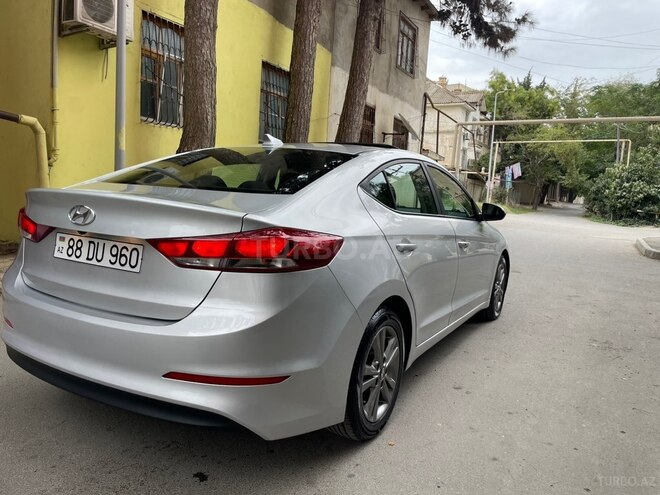 Hyundai Elantra 2016, 124,000 km - 2.0 l - Bakı