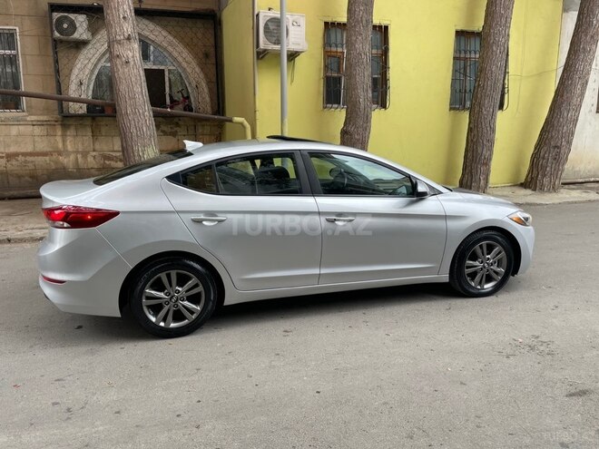 Hyundai Elantra 2016, 124,000 km - 2.0 l - Bakı