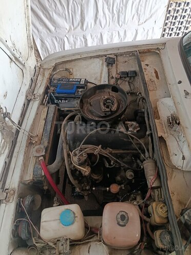 LADA (VAZ) 21011 1984, 400,000 km - 1.3 л - Bakı