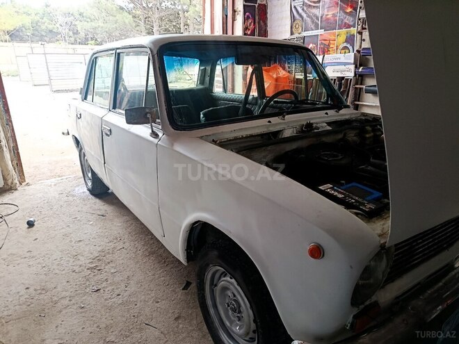 LADA (VAZ) 21011 1984, 400,000 km - 1.3 л - Bakı