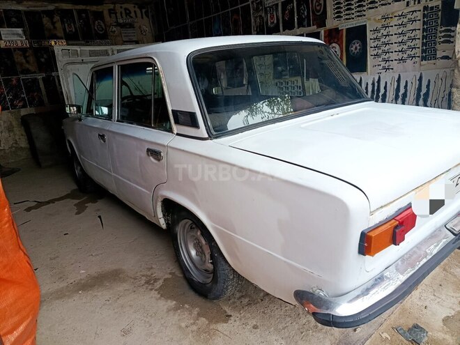 LADA (VAZ) 21011 1984, 400,000 km - 1.3 л - Bakı