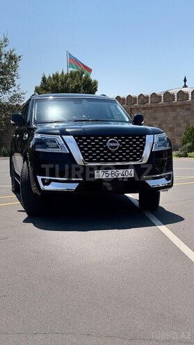 Nissan Patrol 2013, 136,000 km - 5.6 l - Naxçıvan