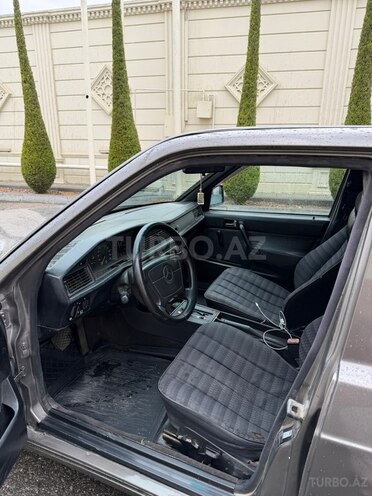 Mercedes 190 1992, 290,400 km - 1.8 l - Bakı