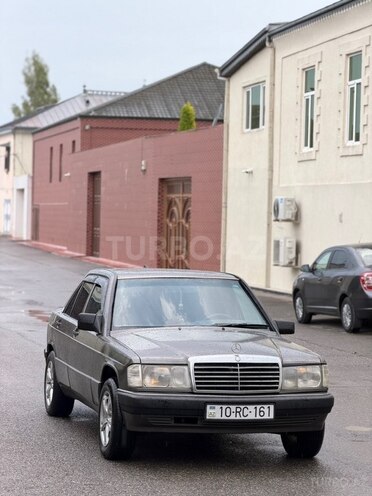 Mercedes 190 1992, 290,400 km - 1.8 l - Bakı