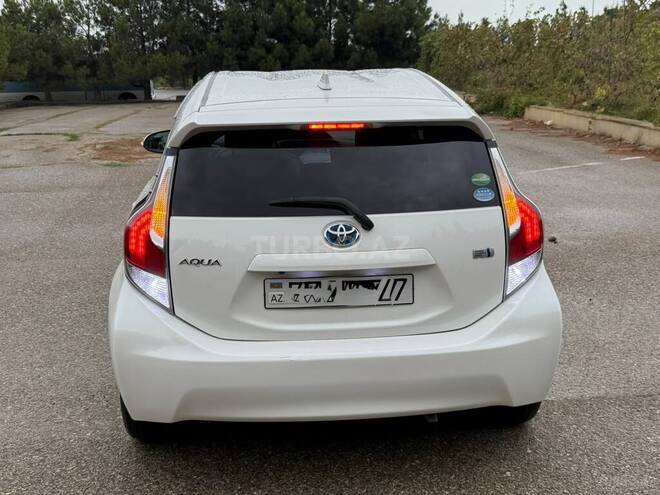 Toyota Aqua 2016, 62,760 km - 1.5 l - Bakı