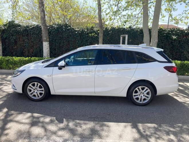 Opel Astra 2017, 195,000 km - 1.6 l - Bakı