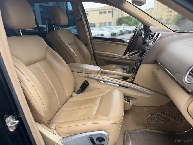 Mercedes GL 500 4MATIC 2010, 119,600 km - 5.5 l - Bakı