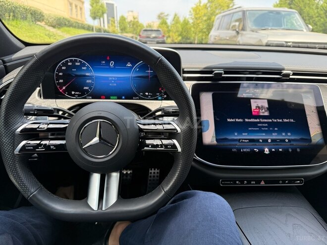 Mercedes E 300 e 2023, 63,000 km - 2.0 л - Bakı
