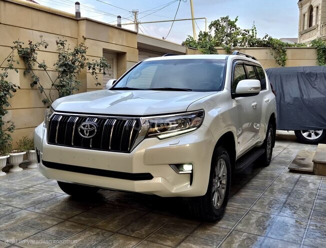 Toyota Land Cruiser Prado 2017, 145,000 km - 2.7 л - Bakı