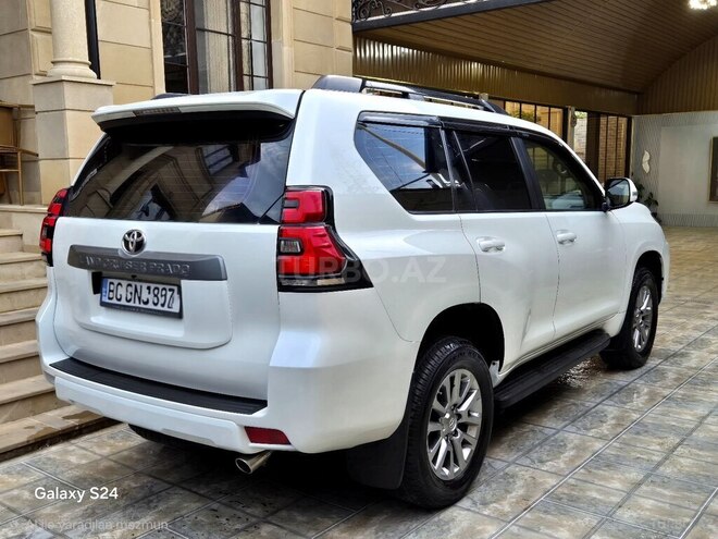 Toyota Land Cruiser Prado 2017, 145,000 km - 2.7 л - Bakı