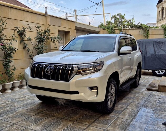 Toyota Land Cruiser Prado 2017, 145,000 km - 2.7 л - Bakı