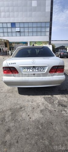 Mercedes E 240 2000, 334,073 km - 2.4 л - Şirvan