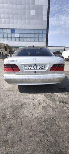 Mercedes E 240 2000, 334,073 km - 2.4 л - Şirvan
