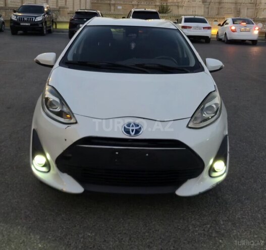 Toyota Aqua 2017, 197,200 km - 1.5 л - Bakı
