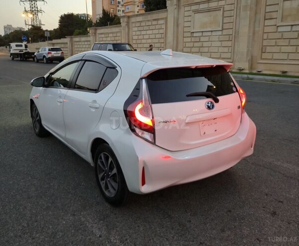 Toyota Aqua 2017, 197,200 km - 1.5 л - Bakı
