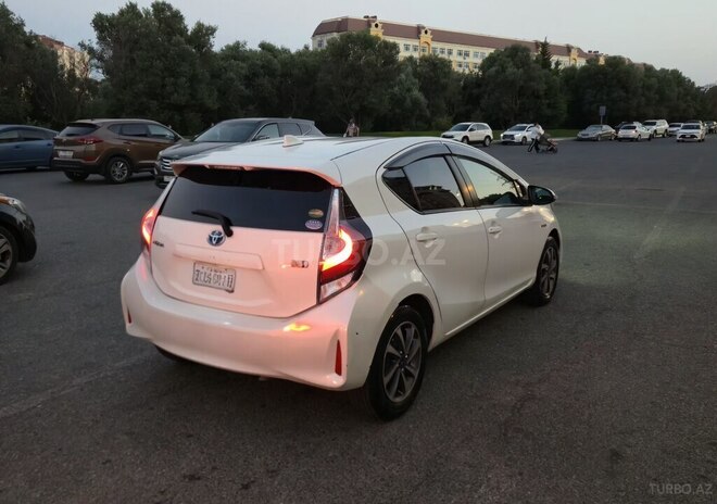 Toyota Aqua 2017, 197,200 km - 1.5 л - Bakı