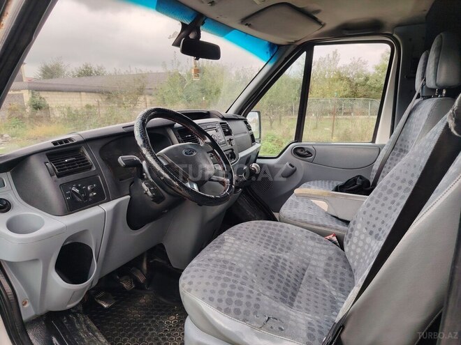 Ford Transit 2010, 390,000 km - 2.4 л - Quba