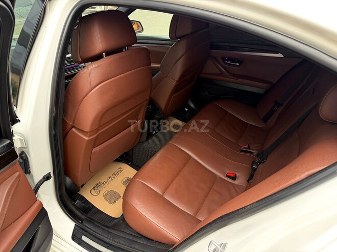 BMW 528 2013, 126,000 km - 2.0 l - Gəncə