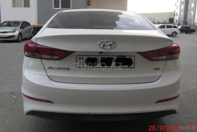Hyundai Avante 2017, 171,000 km - 1.6 l - Bakı