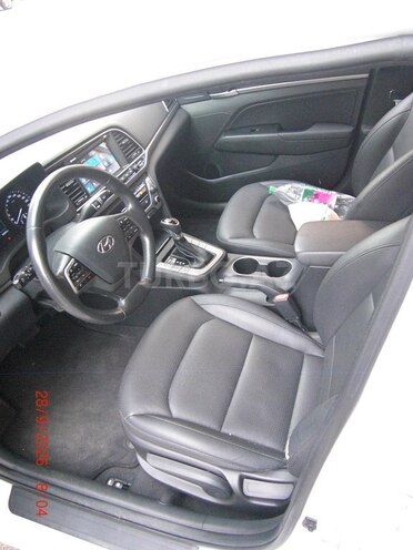 Hyundai Avante 2017, 171,000 km - 1.6 l - Bakı