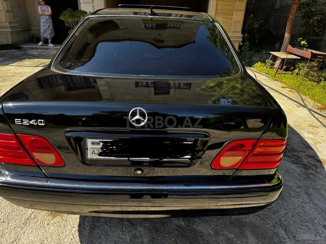 Mercedes E 240 1998, 251,000 km - 2.4 l - Bakı