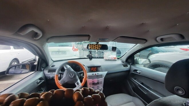 Opel Astra 2009, 325,657 km - 1.4 l - Bakı