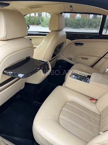 Bentley Mulsanne 2011, 70,700 km - 6.8 l - Bakı